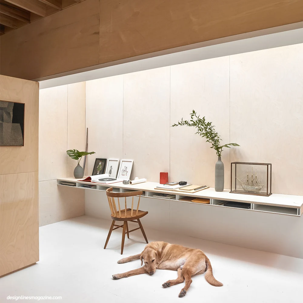 Backyard studio for screenwriter and his dog by Anya Moryoussef Architect (https://www.designlinesmagazine.com/anya-moryoussef-studiolo/)